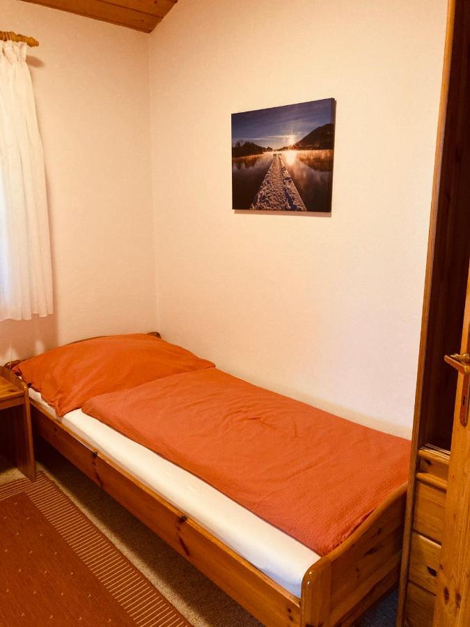 Appartement Haus Helga à Hof bei Salzburg Extérieur photo