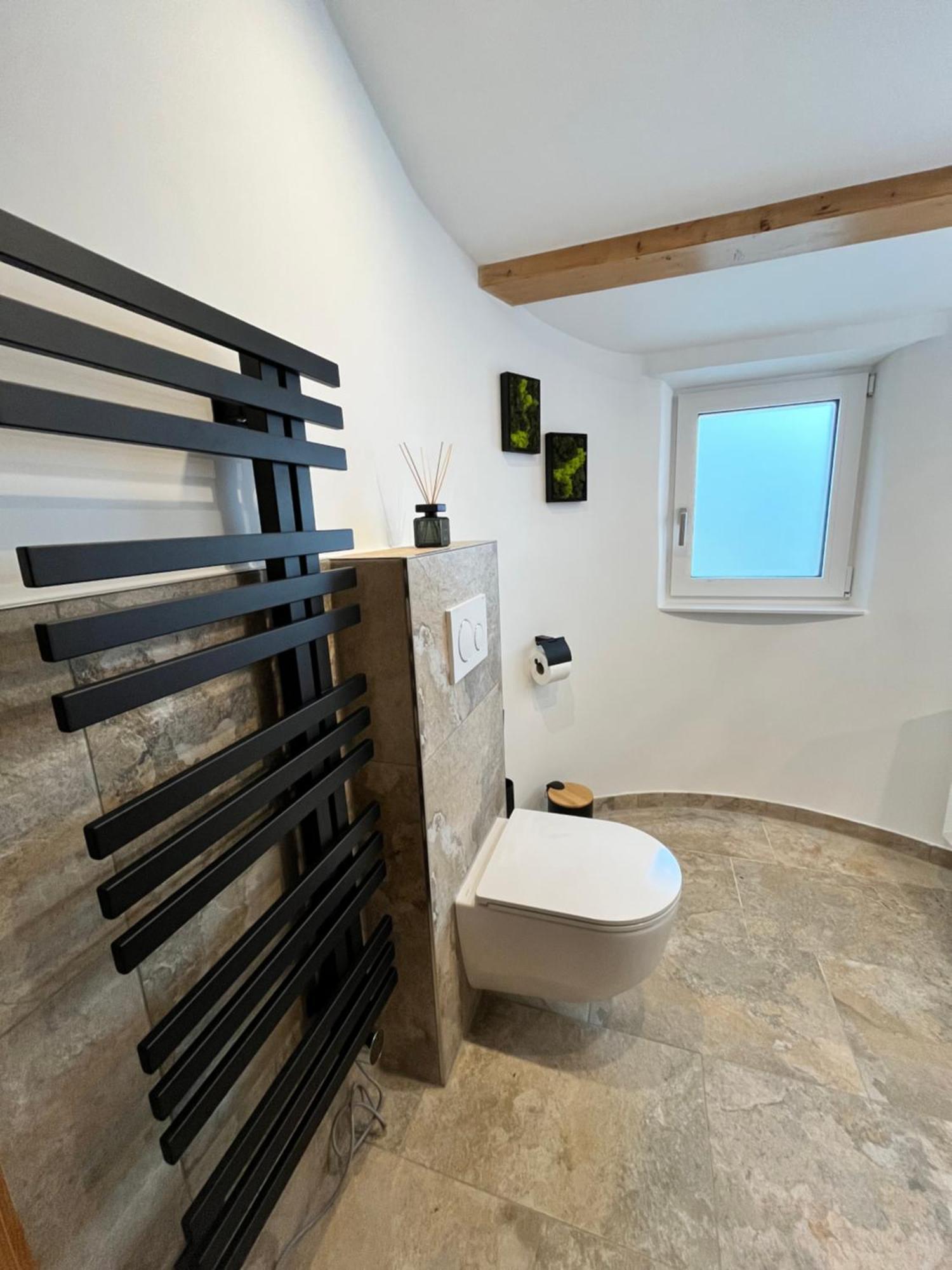 Appartement Haus Helga à Hof bei Salzburg Extérieur photo